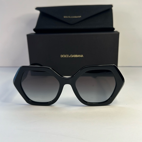 Dolce & Gabbana DG4406 Crossed geometric-frame sunglasses - Picture 5 of 15